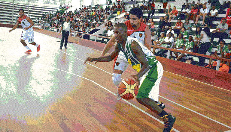 Basquetebol: Angola perde com Moçambique em estreia na corrida ao  Afrobasket feminino 2023 - Ver Angola - Diariamente, o melhor de Angola