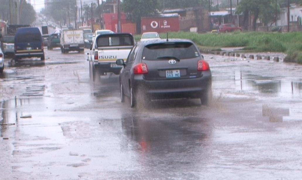 Maputo sobre forte chuva por 24 horas