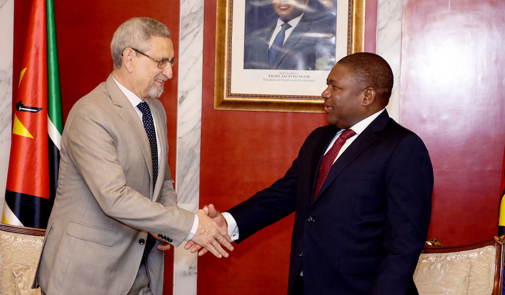 PR recebendo felicitacões do homólogo de Cabo Verde.JPG