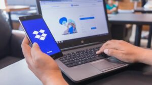 Demasiadas palavras-passe? A Dropbox tem uma app para si