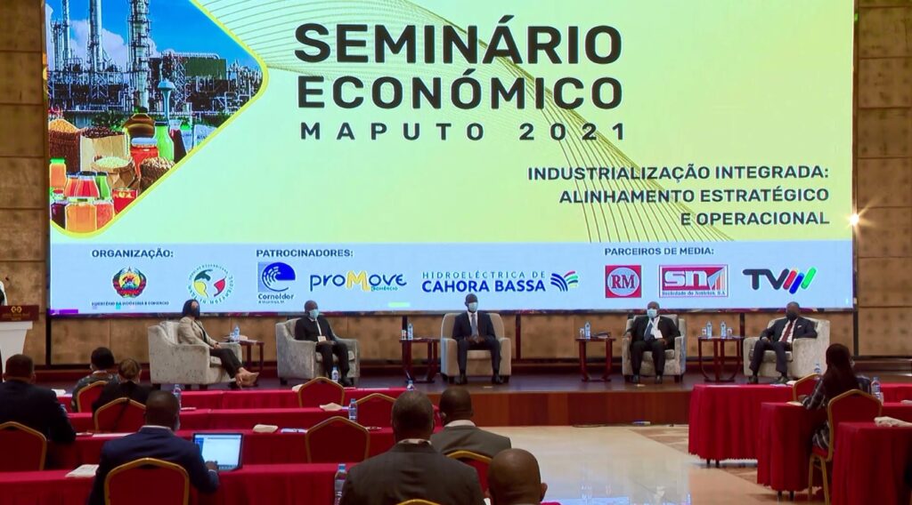 Seminário Económico.jpg