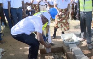 Herói Nacional: Estátua de Marcelino dos Santos será erguida em Lumbo