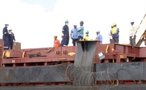 Incêndio fere e destrói no Porto de Nacala