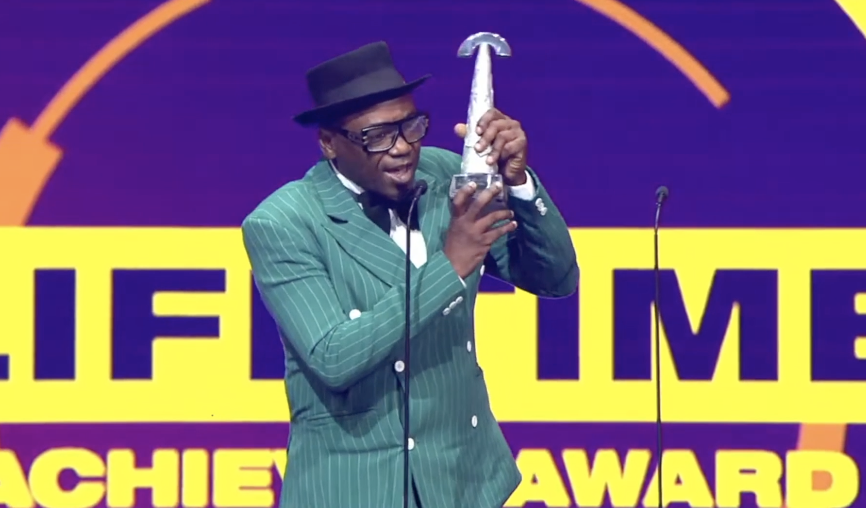 “Lifetime Achievement Award”: Jimmy Dludlu distinguido com Prémio Carreira na África do Sul