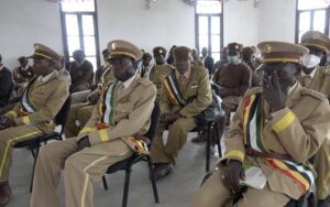 Distrito de Báruè:  Líderes comunitários querem uniforme distinto