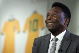 Já está no dicionário! Pelé é sinónimo de incomparável, excepcional e exclusivo