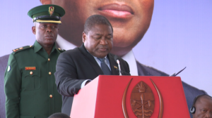 Filipe Nyusi esteve na abertura da Feira SABA-SABA em Dar-es-Salaam