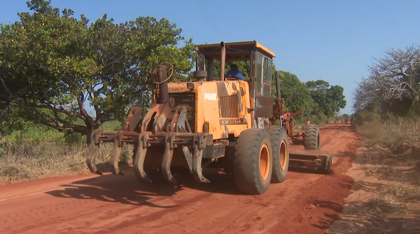 Estrada Pemba-Mecúfi: Decorrem obras de melhoramento da rodovia