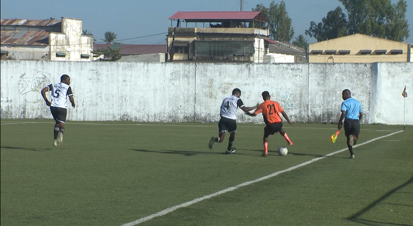 Campeonato nacional de futebol juvenil: Quelimane acolhe a prova em que participam cinco províncias